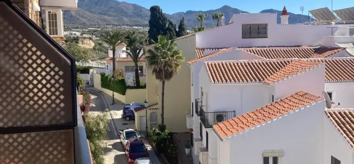 Продажа апартаментов на среднем этаже в Nerja 3