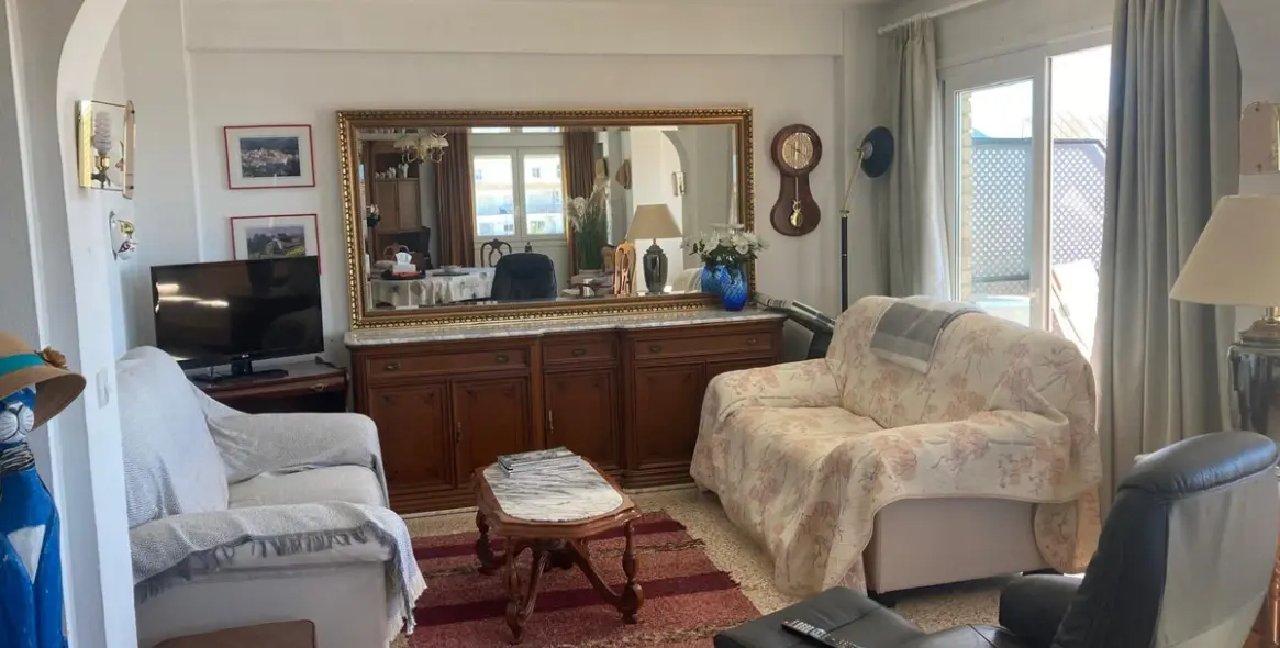 Продажа апартаментов на среднем этаже в Nerja 6