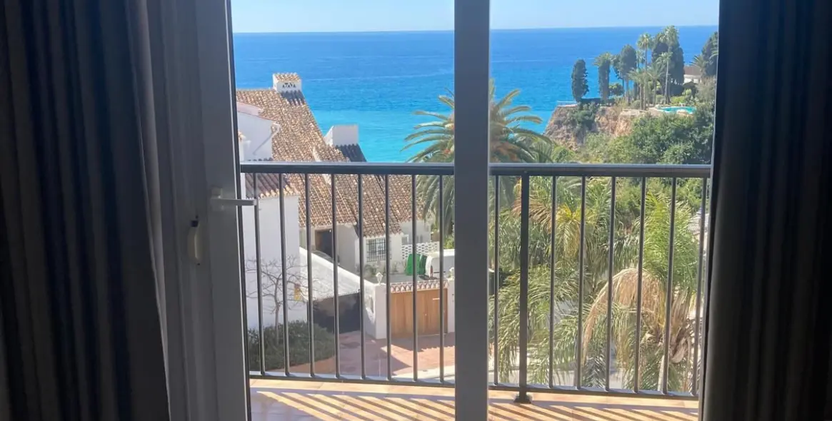 Продажа апартаментов на среднем этаже в Nerja 11
