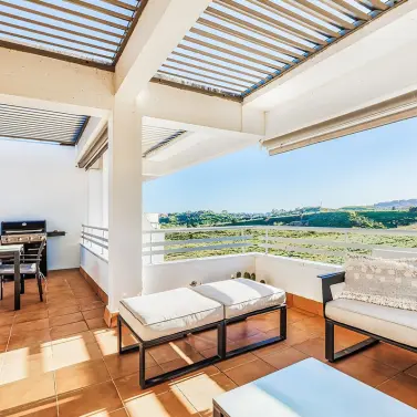 Продажа апартаментов на среднем этаже в La Cala Golf - Lagar Martell