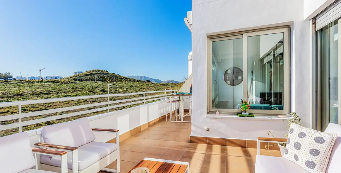 Продажа апартаментов на среднем этаже в La Cala Golf - Lagar Martell 25