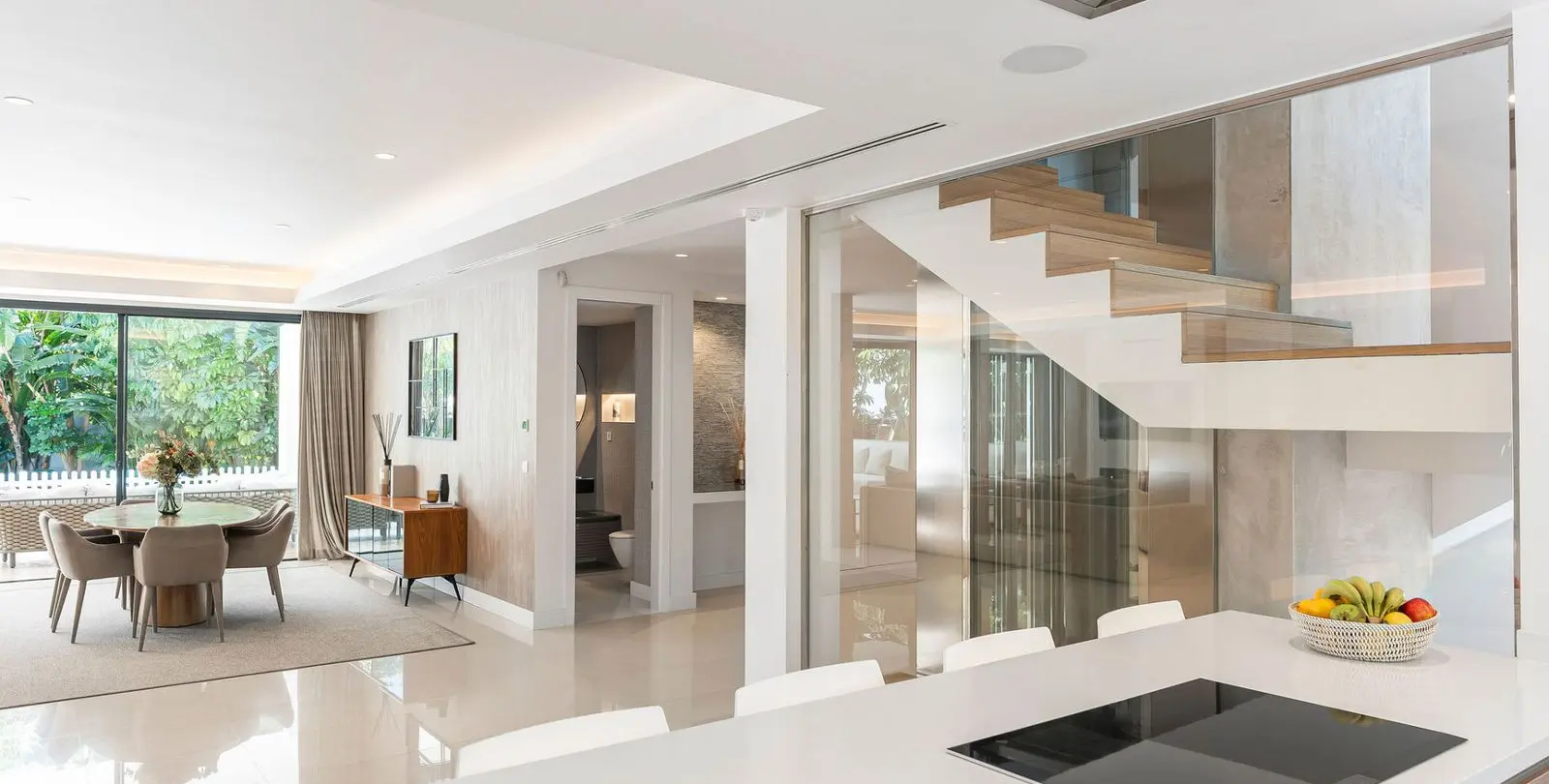Sale of detached villa in La Quinta 49