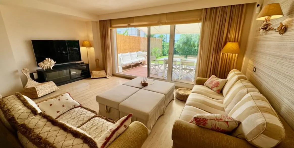 Alquiler a largo plazo de adosado en New Golden Mile 7