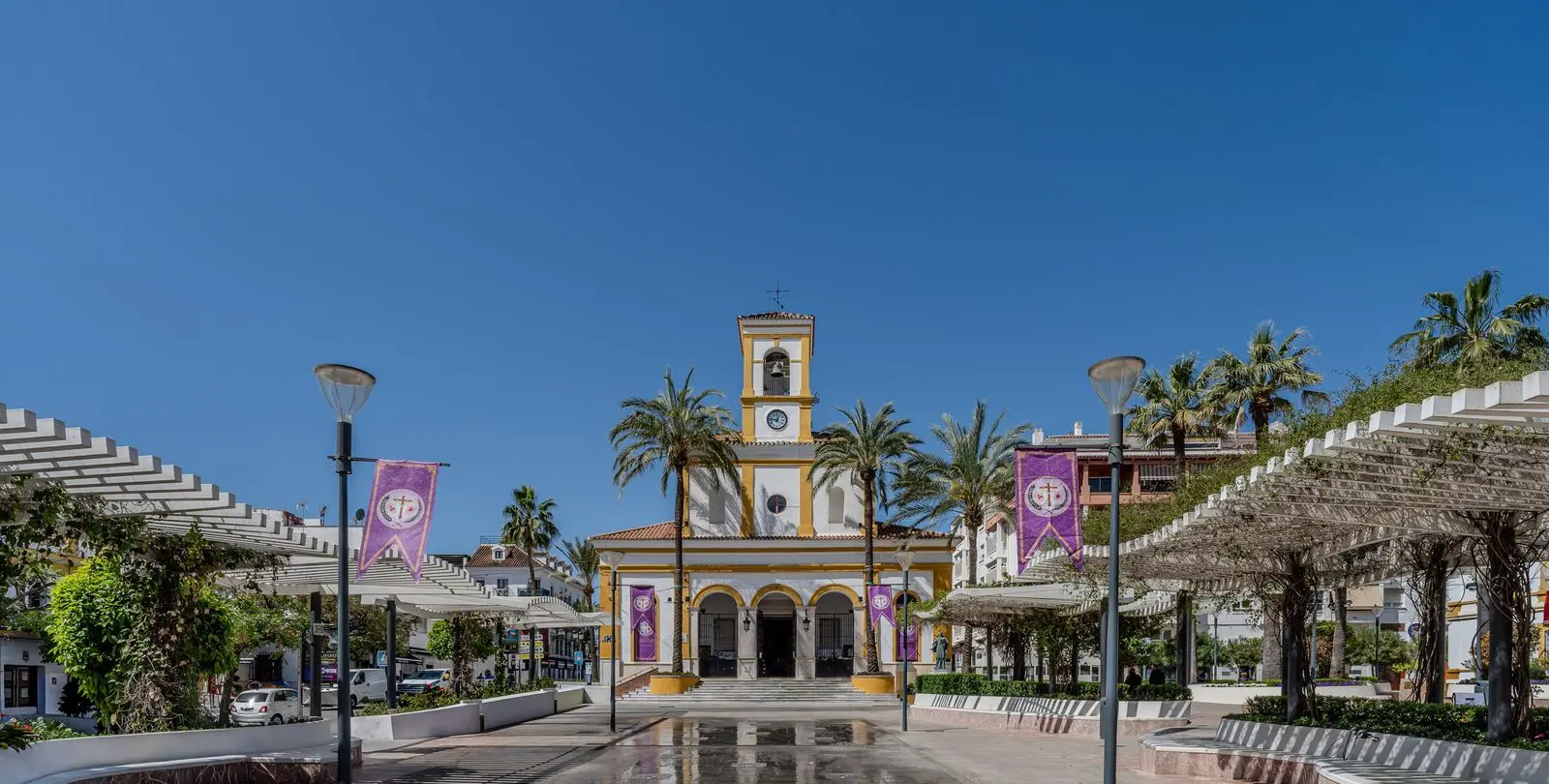 Sale of penthouse in San Pedro de Alcántara 28