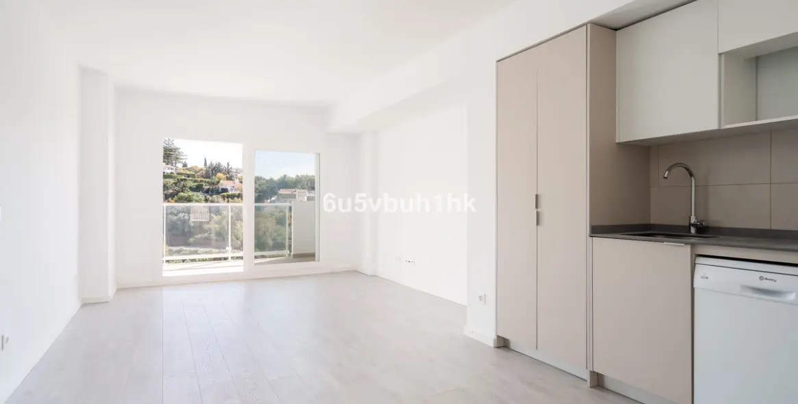 Продажа апартаментов на первом этаже в Fuengirola 4