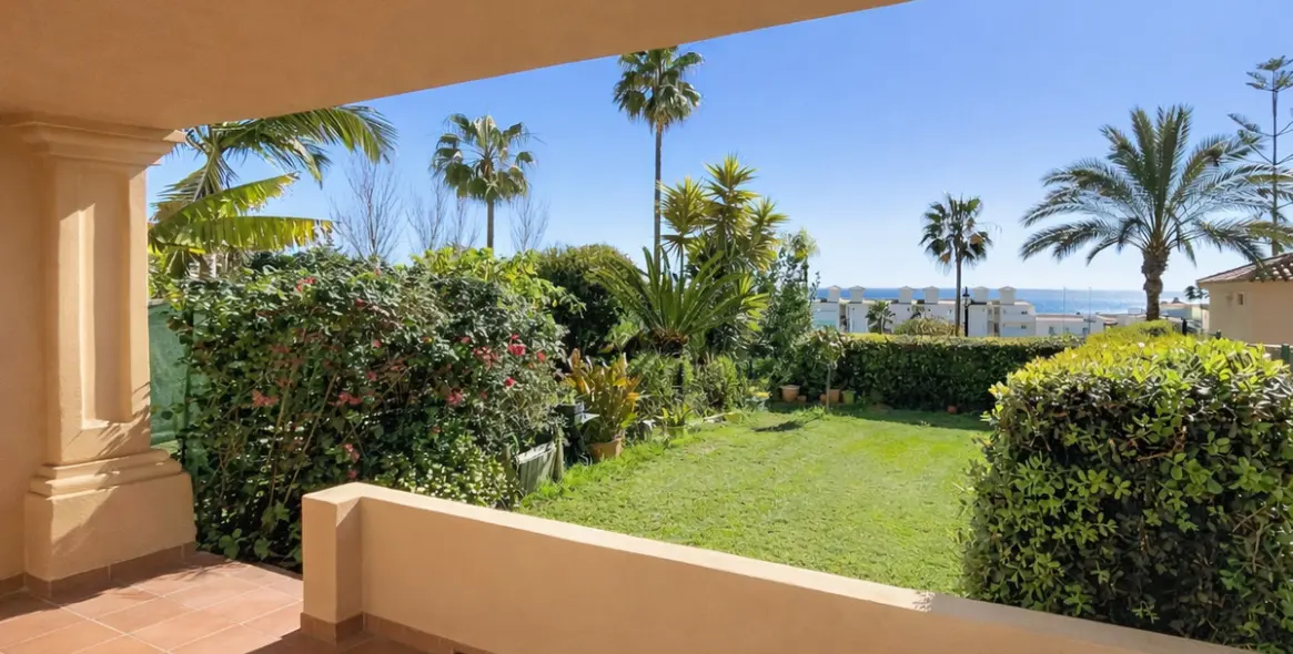 Продажа таунхауса в Estepona 1