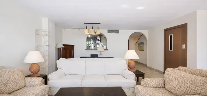 Продажа таунхауса в Estepona 4