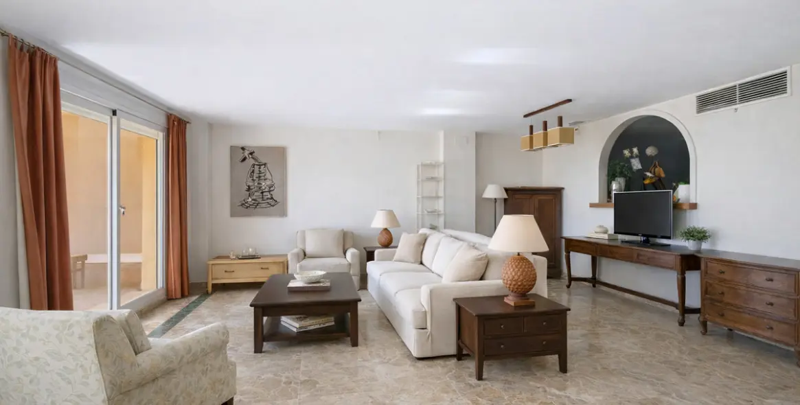 Продажа таунхауса в Estepona 6