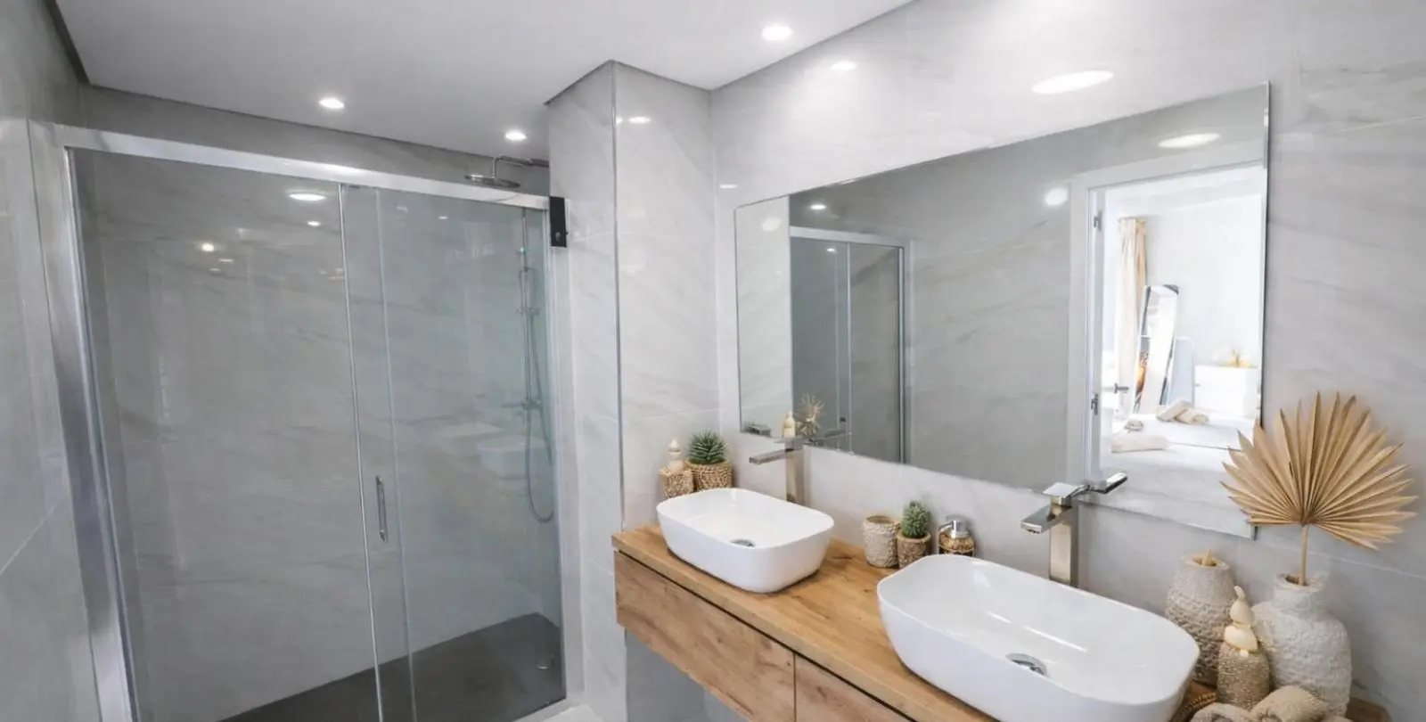 Продажа апартаментов на среднем этаже в Atalaya 9