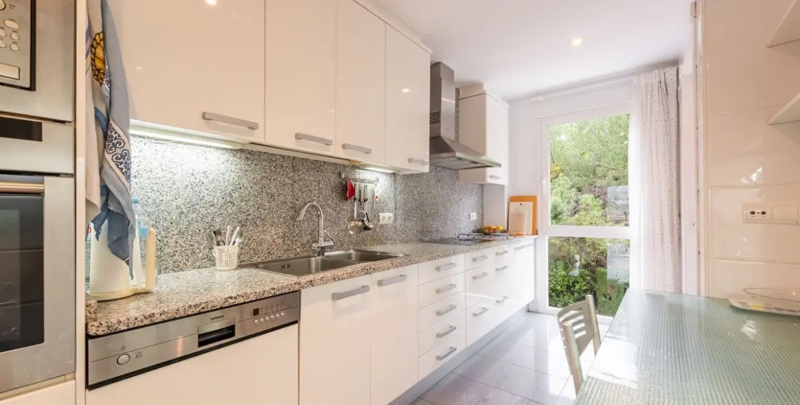 Продажа апартаментов на среднем этаже в Nueva Andalucía 10