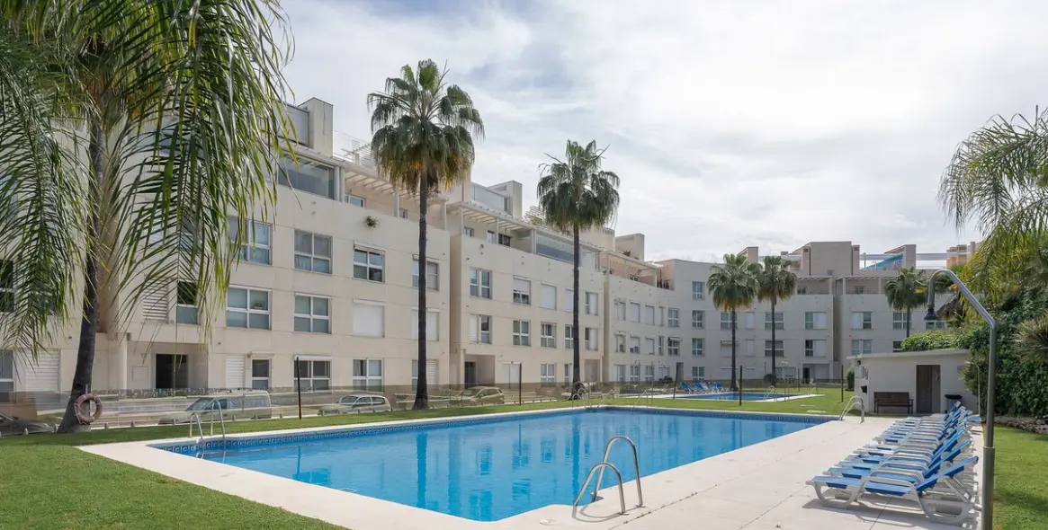 Продажа апартаментов на среднем этаже в Nueva Andalucía 32