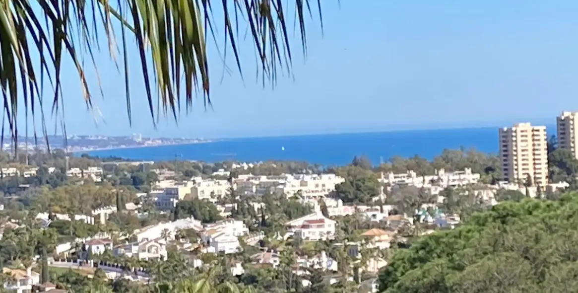 Продажа апартаментов на среднем этаже в Nueva Andalucía 38