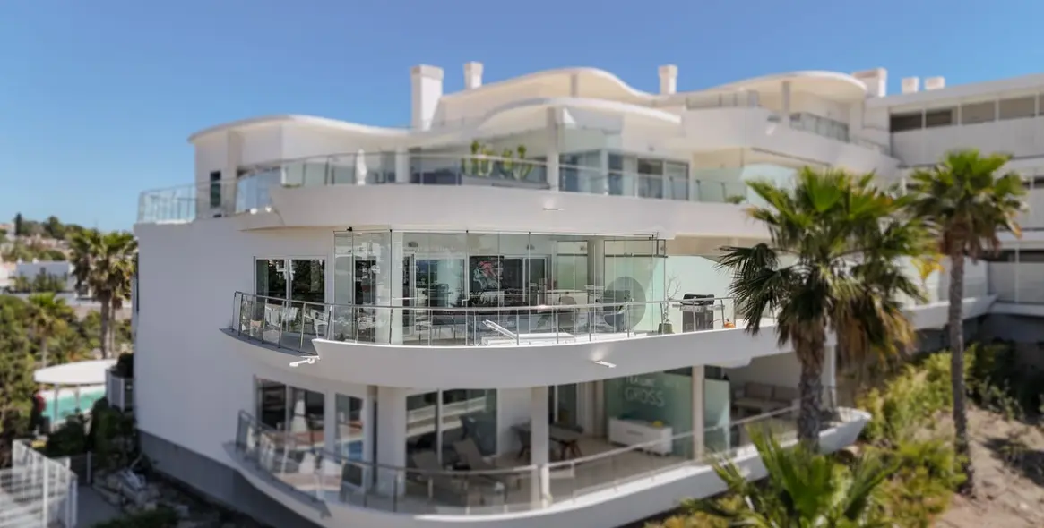 Venta de apartamento en planta media en Benalmadena 1