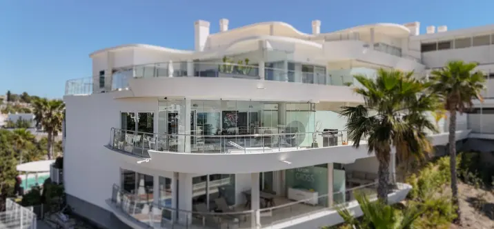 Venta de apartamento en planta media en Benalmadena 0