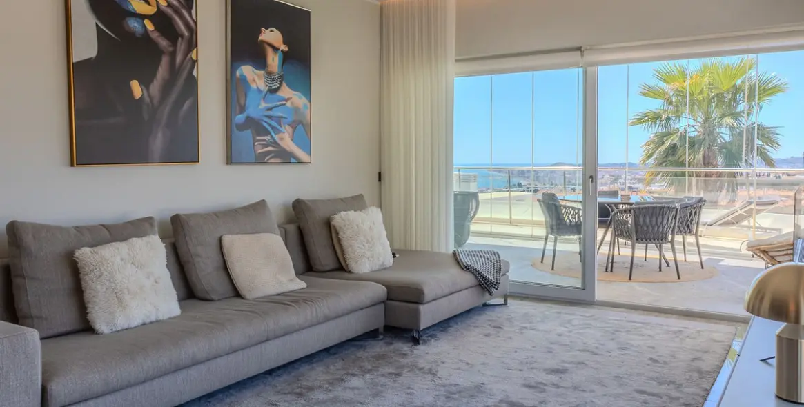 Venta de apartamento en planta media en Benalmadena 12