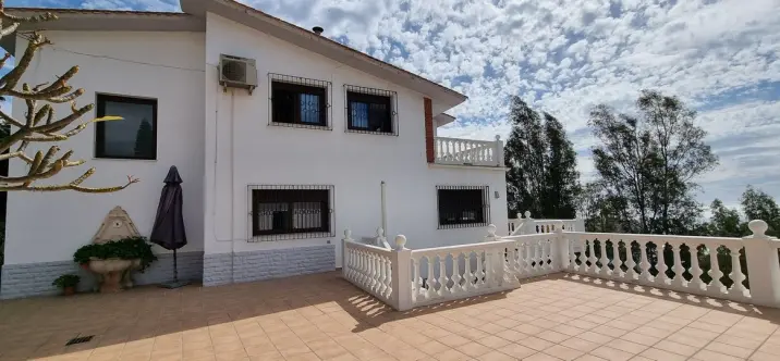 Venta de villa independiente en El Palo 1
