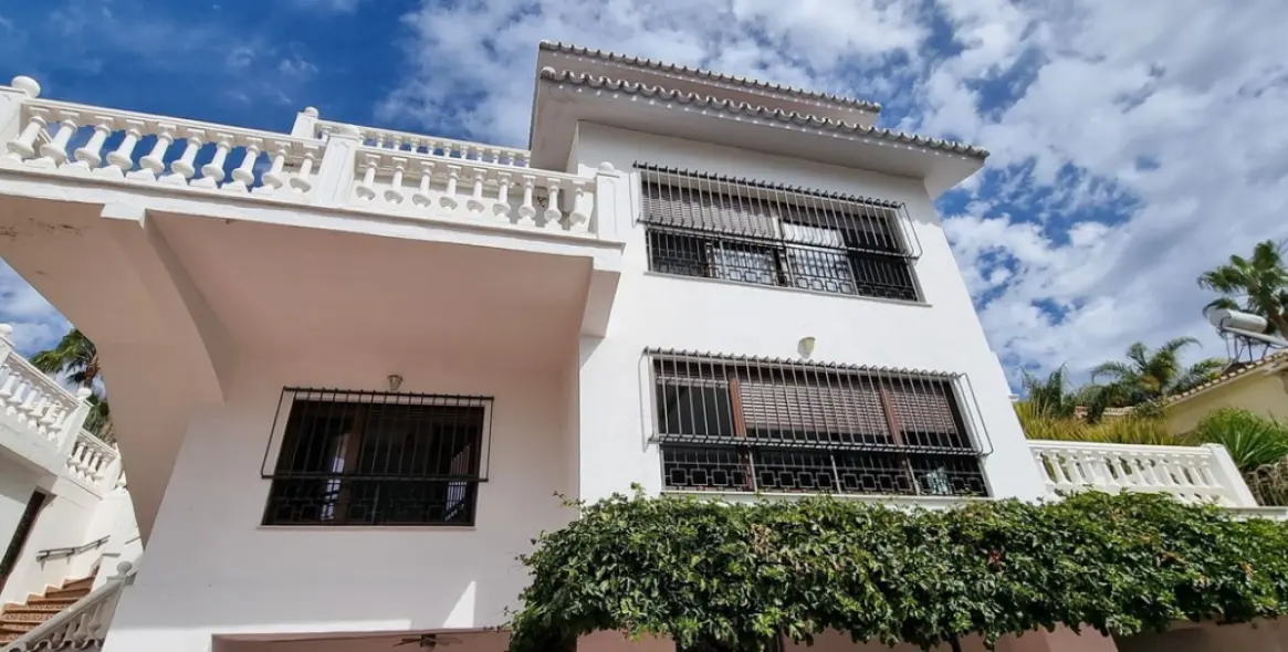 Venta de villa independiente en El Palo 4
