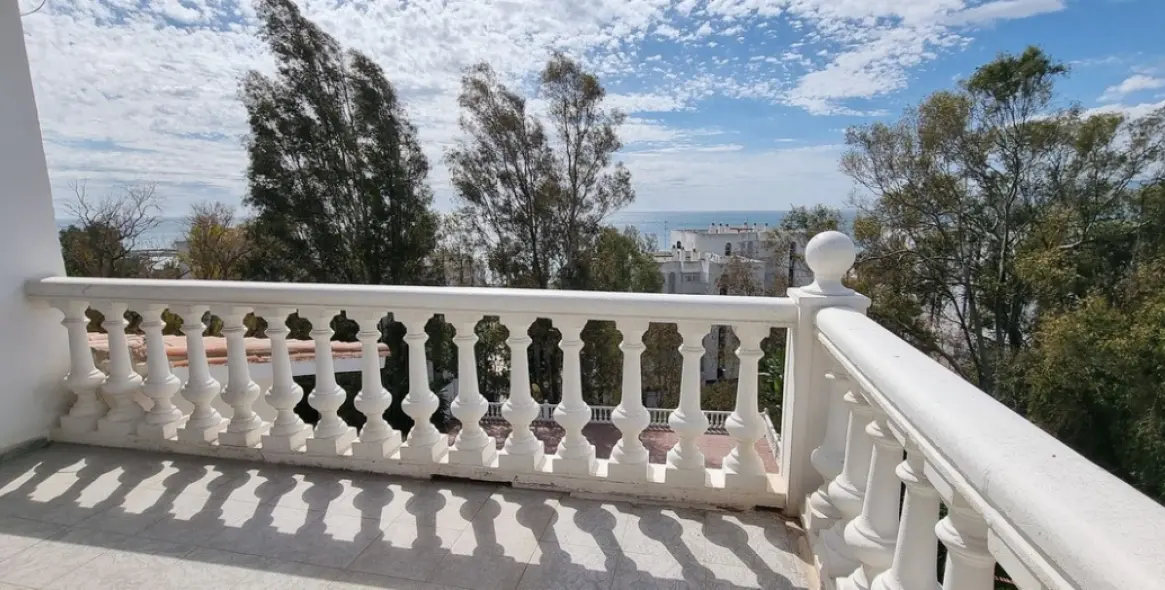 Venta de villa independiente en El Palo 14