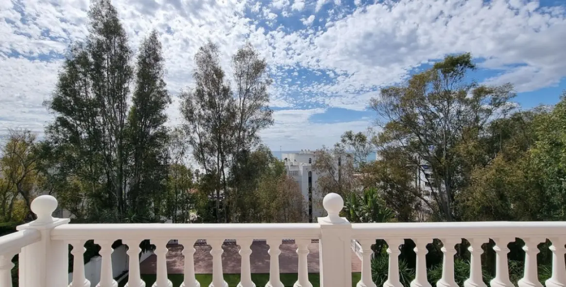 Venta de villa independiente en El Palo 23