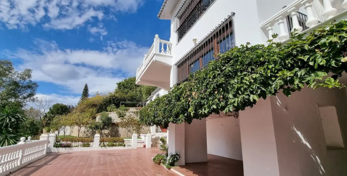 Venta de villa independiente en El Palo 24