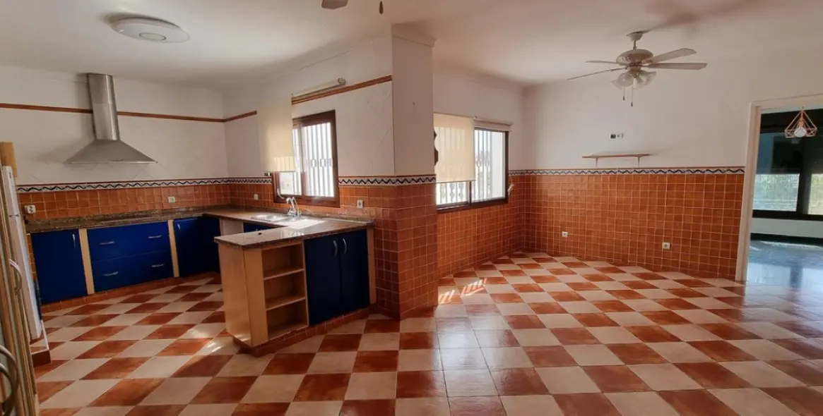 Venta de villa independiente en El Palo 31