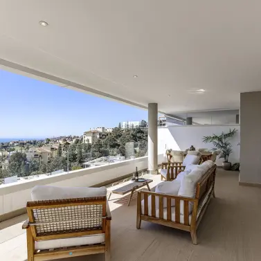 Venta de ático dúplex en Benahavís