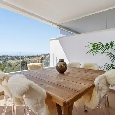 Venta de ático dúplex en Benahavís