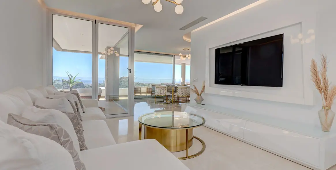 Sale of penthouse duplex in Benahavís 17