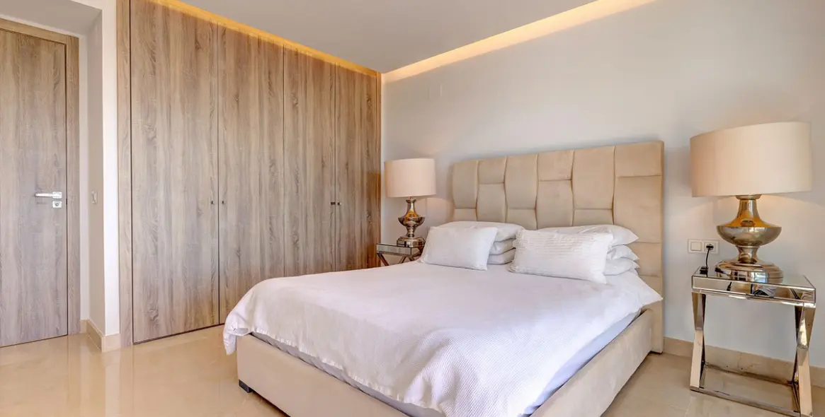 Sale of penthouse duplex in Benahavís 21