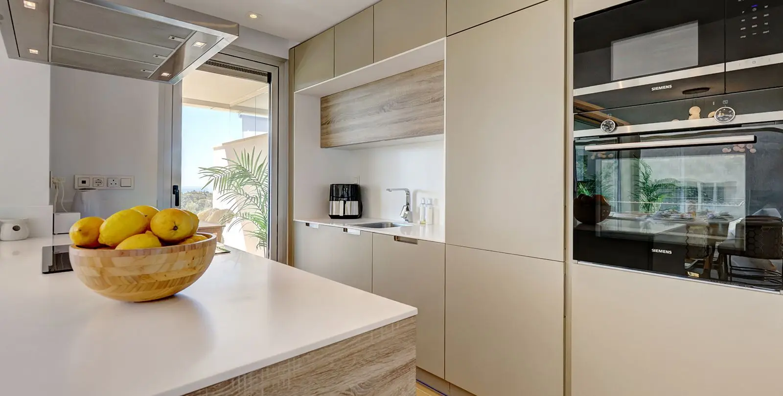 Sale of penthouse duplex in Benahavís 13
