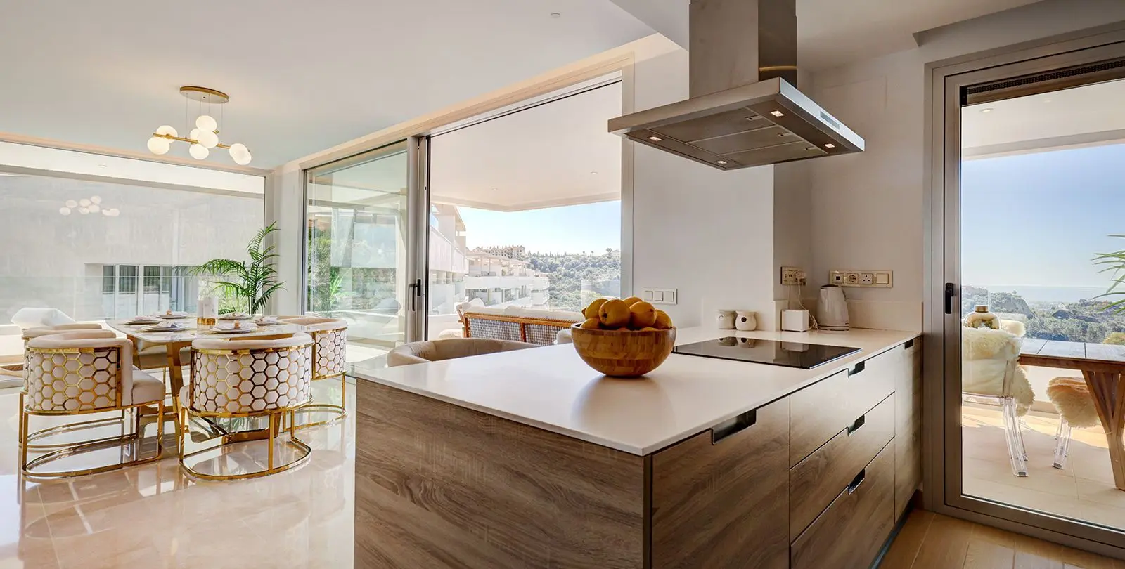 Sale of penthouse duplex in Benahavís 11
