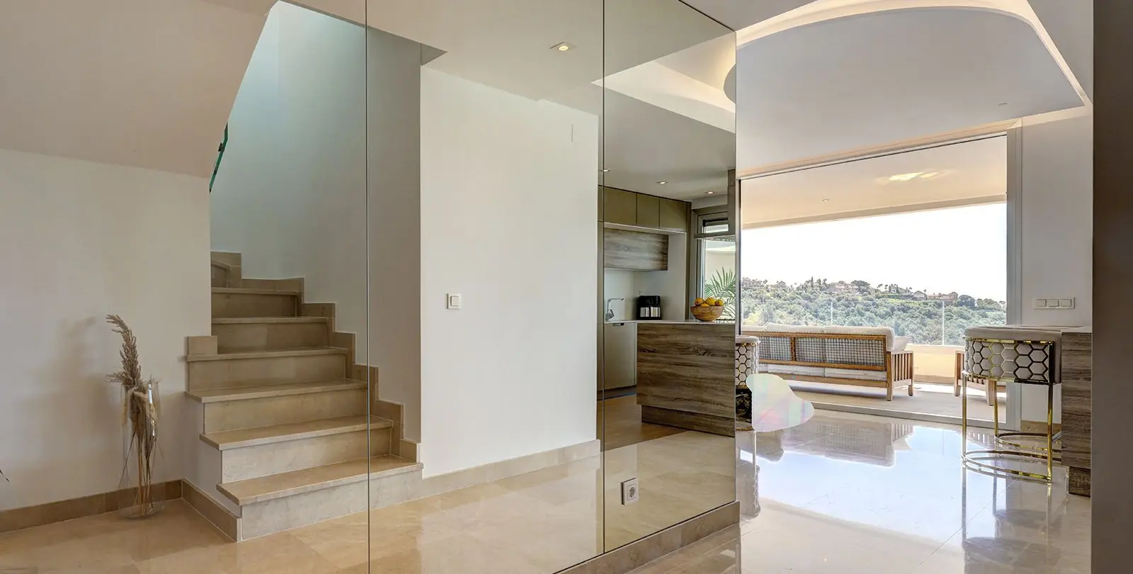 Sale of penthouse duplex in Benahavís 26
