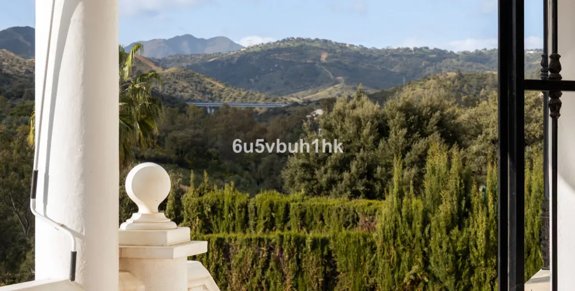 Venta de villa independiente en Elviria 12