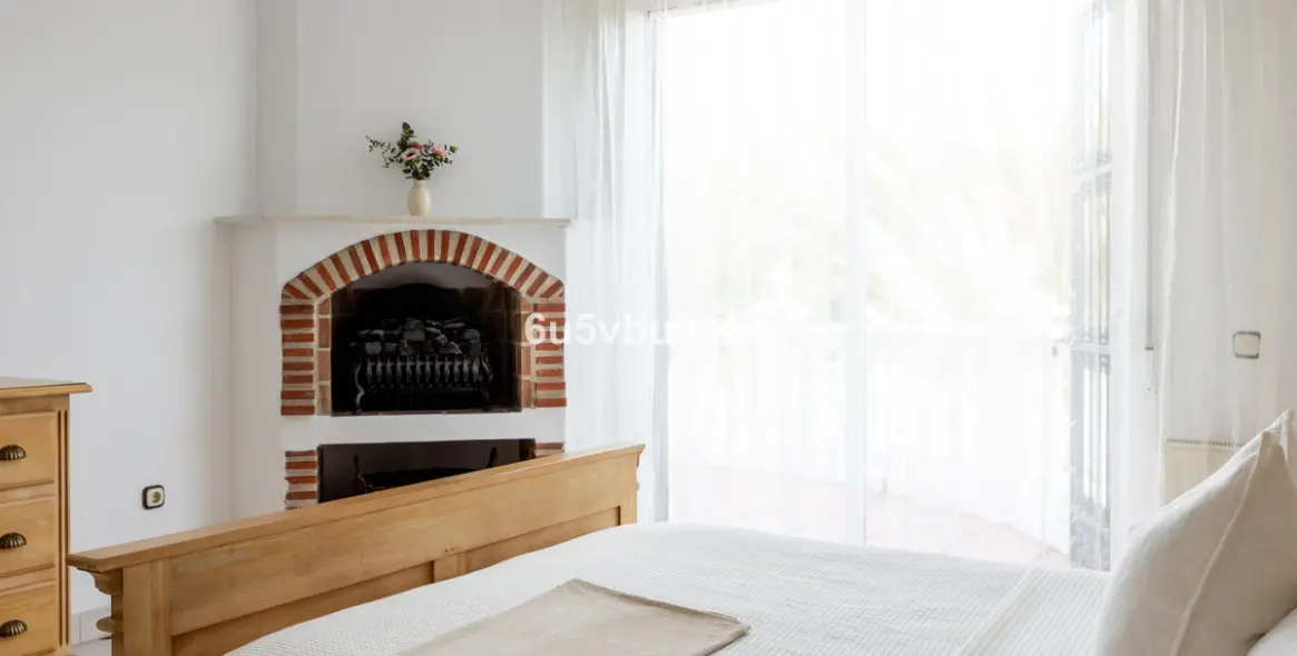 Venta de villa independiente en Elviria 17