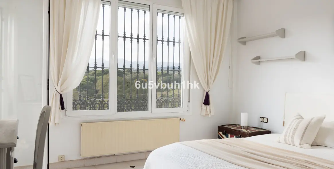 Venta de villa independiente en Elviria 18