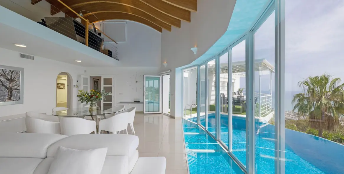 Venta de villa independiente en Benalmadena Costa 2