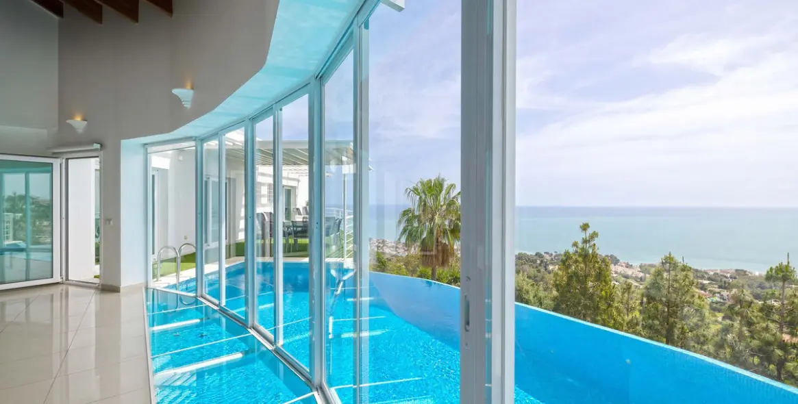 Venta de villa independiente en Benalmadena Costa 3