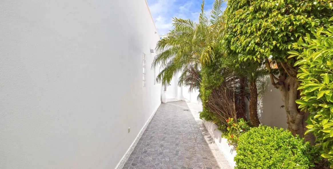 Venta de villa independiente en Benalmadena Costa 7