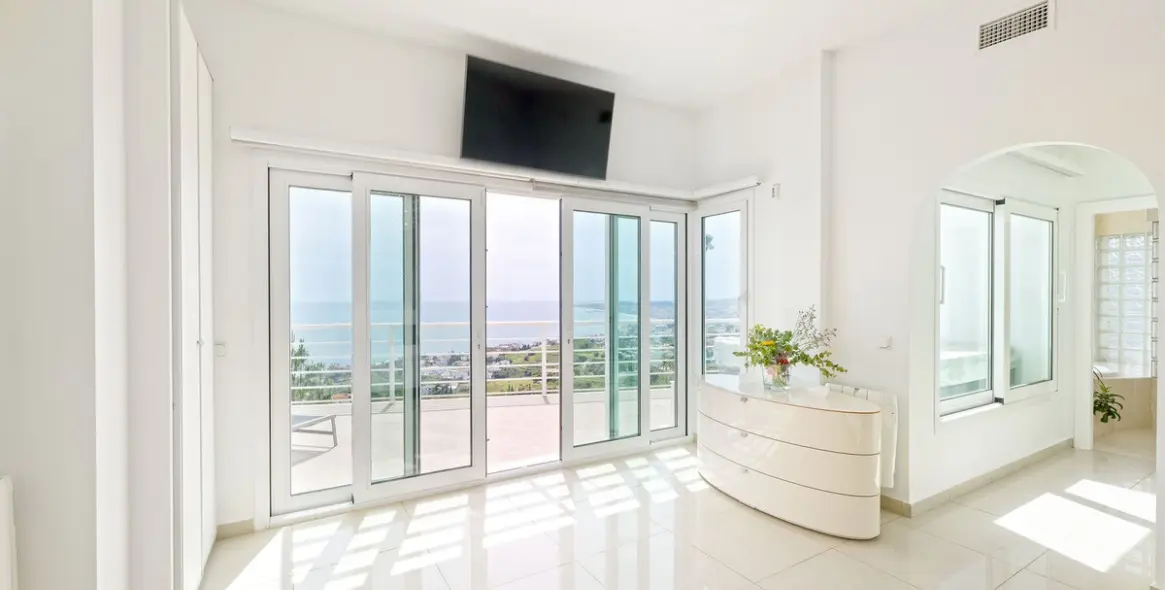 Venta de villa independiente en Benalmadena Costa 24