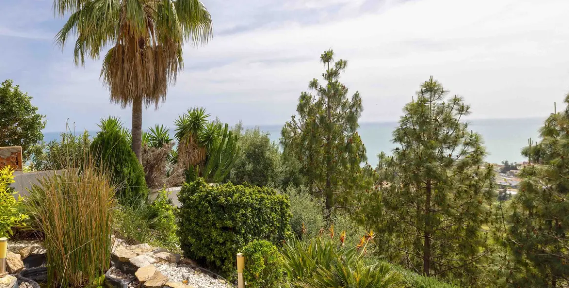 Venta de villa independiente en Benalmadena Costa 75