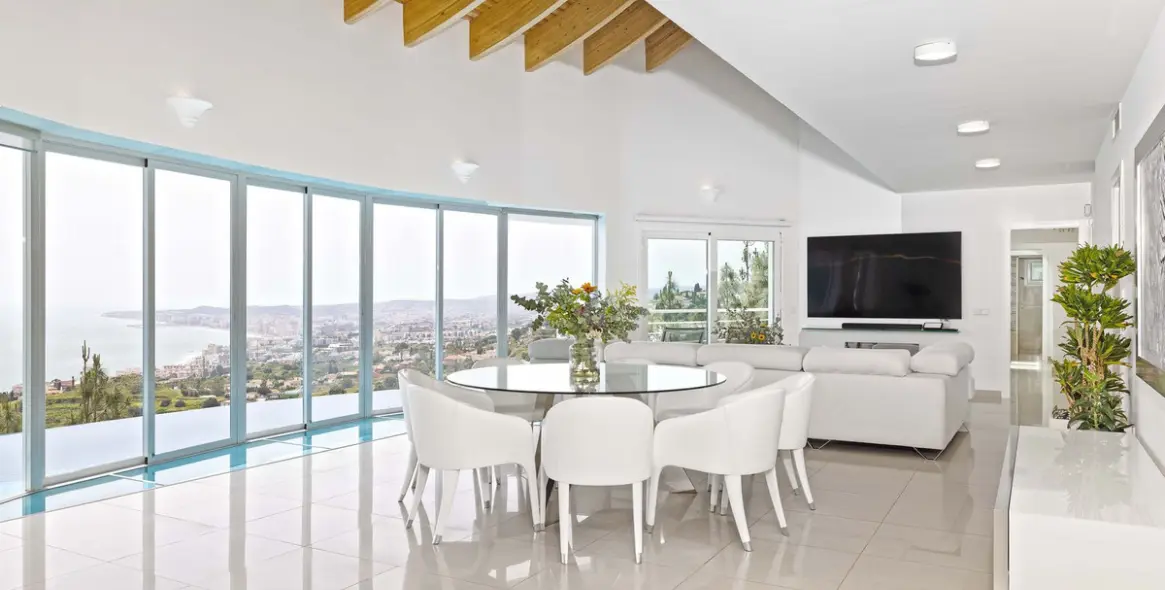 Venta de villa independiente en Benalmadena Costa 122