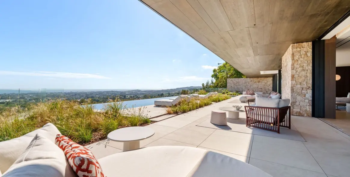 Продажа  отдельно стоящей виллы в Benahavís 11