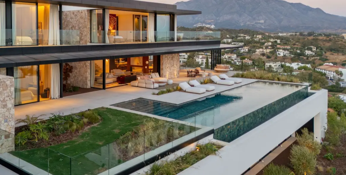 Продажа  отдельно стоящей виллы в Benahavís 61