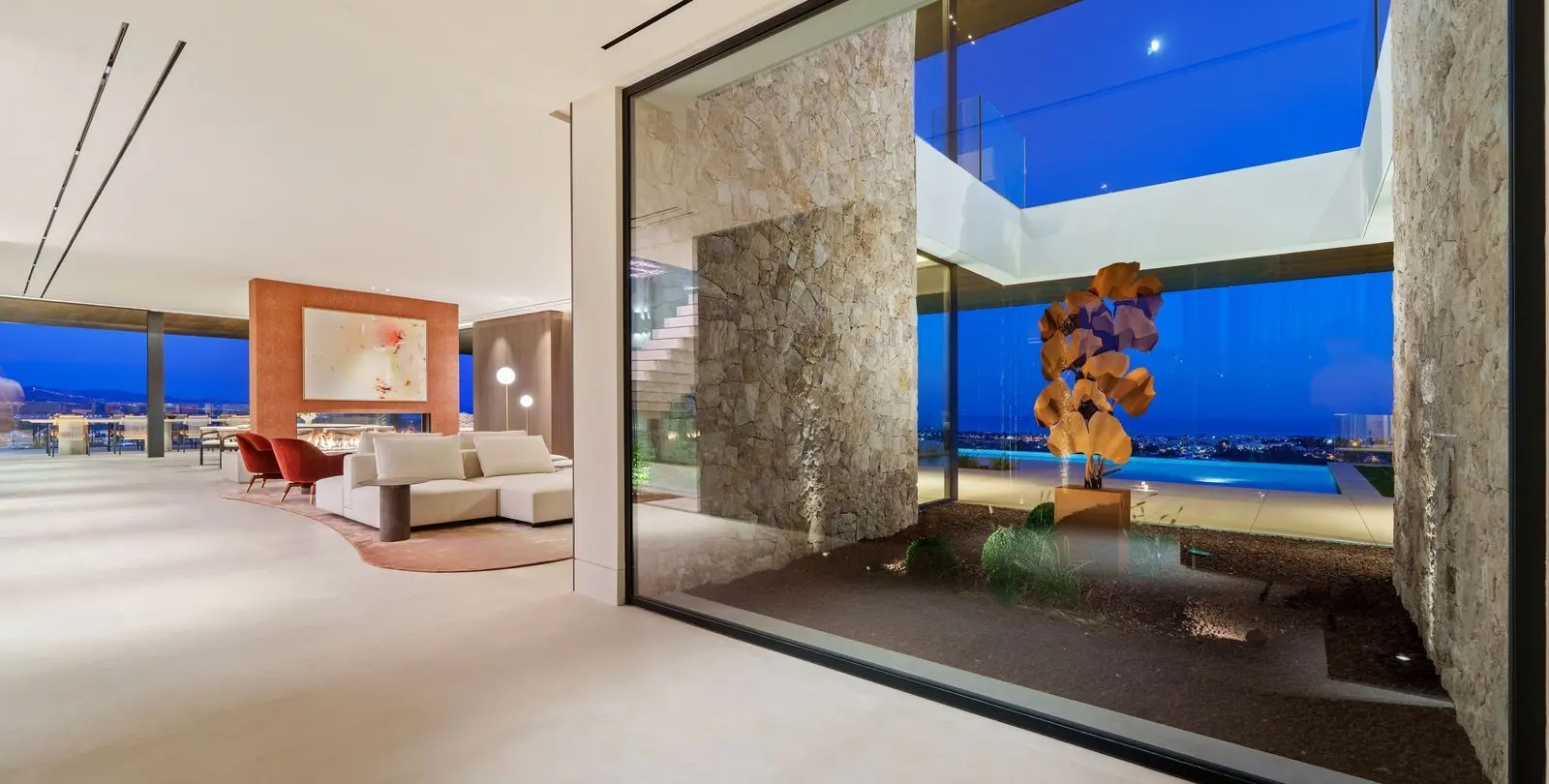 Sale of detached villa in Benahavís 55