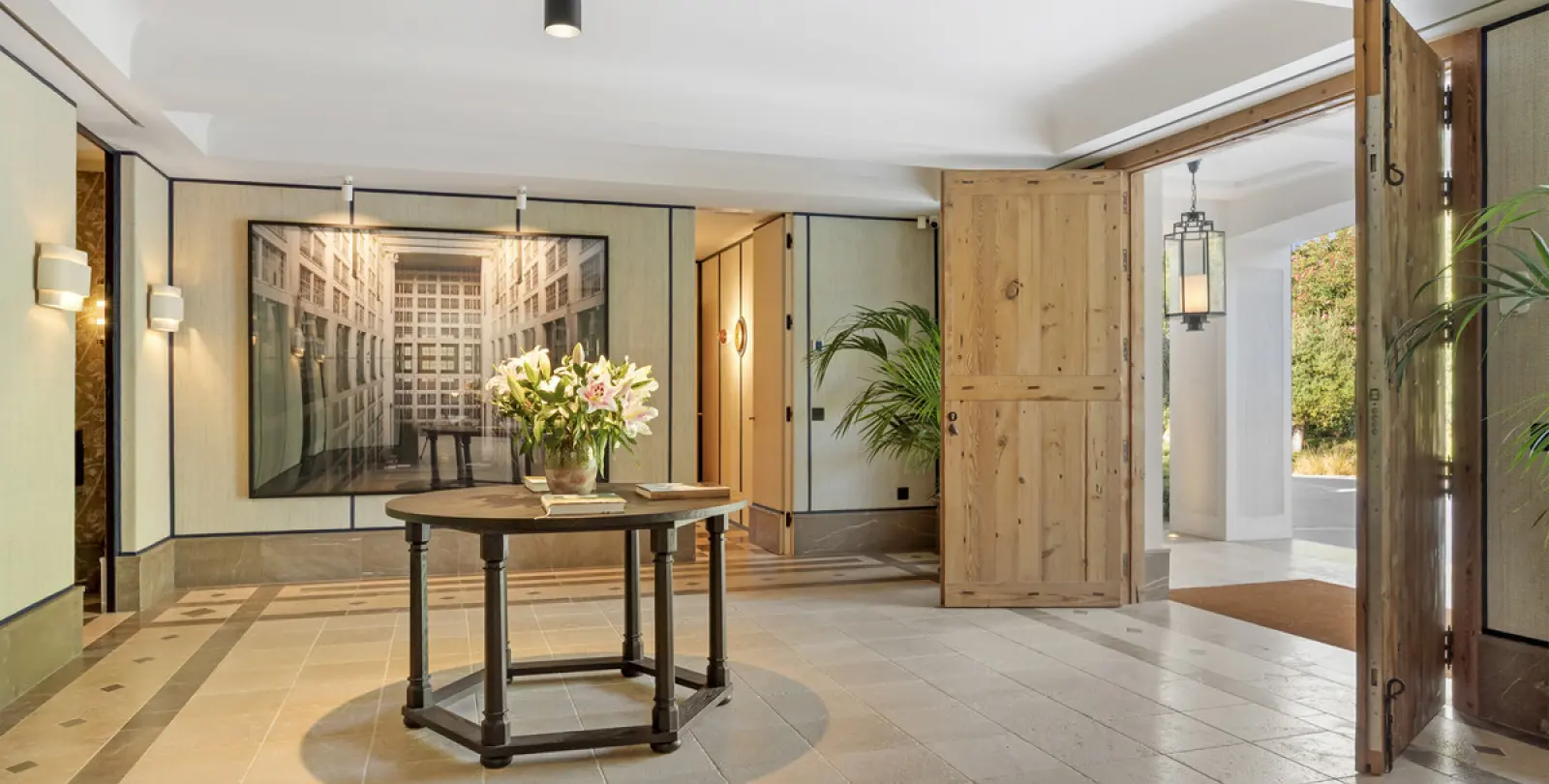 Short-term rent of detached villa in The Golden Mile 2