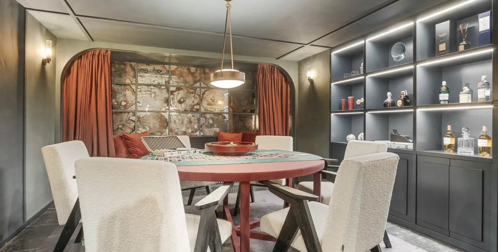 Short-term rent of detached villa in The Golden Mile 46