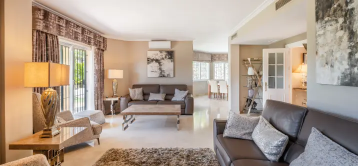 Alquiler a corto plazo de adosado en Benahavís 0