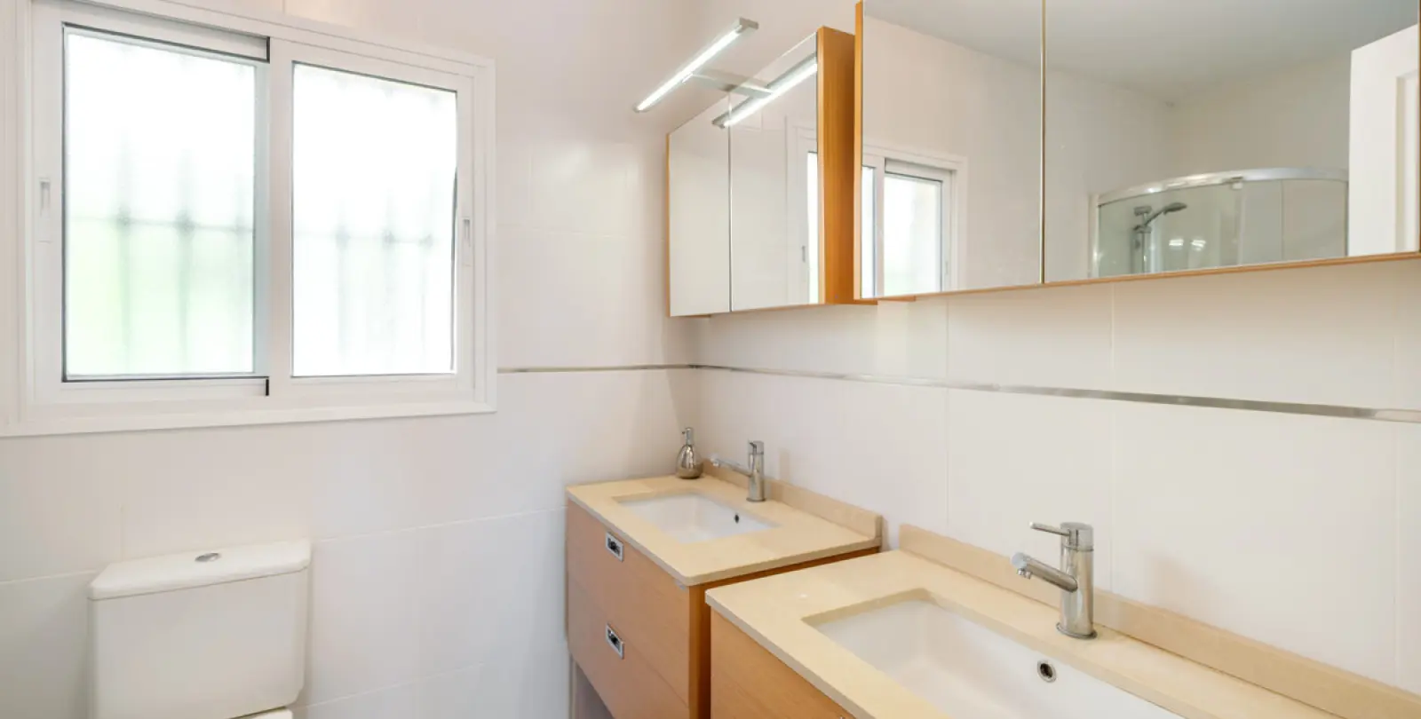 Short-term rent of townhouse in Benahavís 8