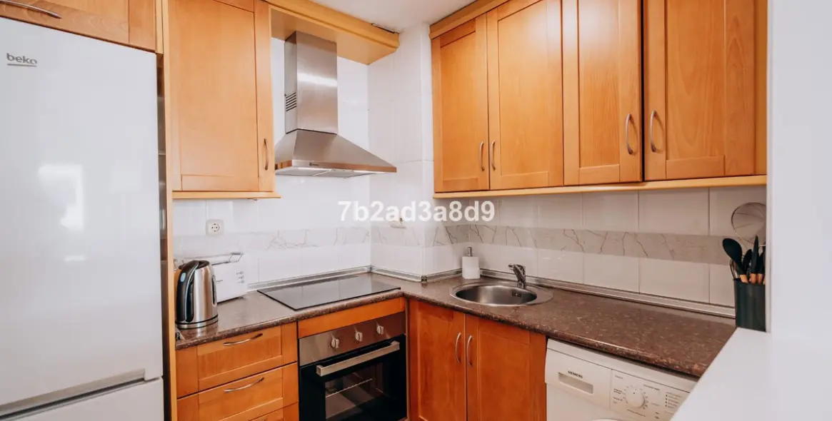 Long-term rent of middle floor apartment in Marbella 10