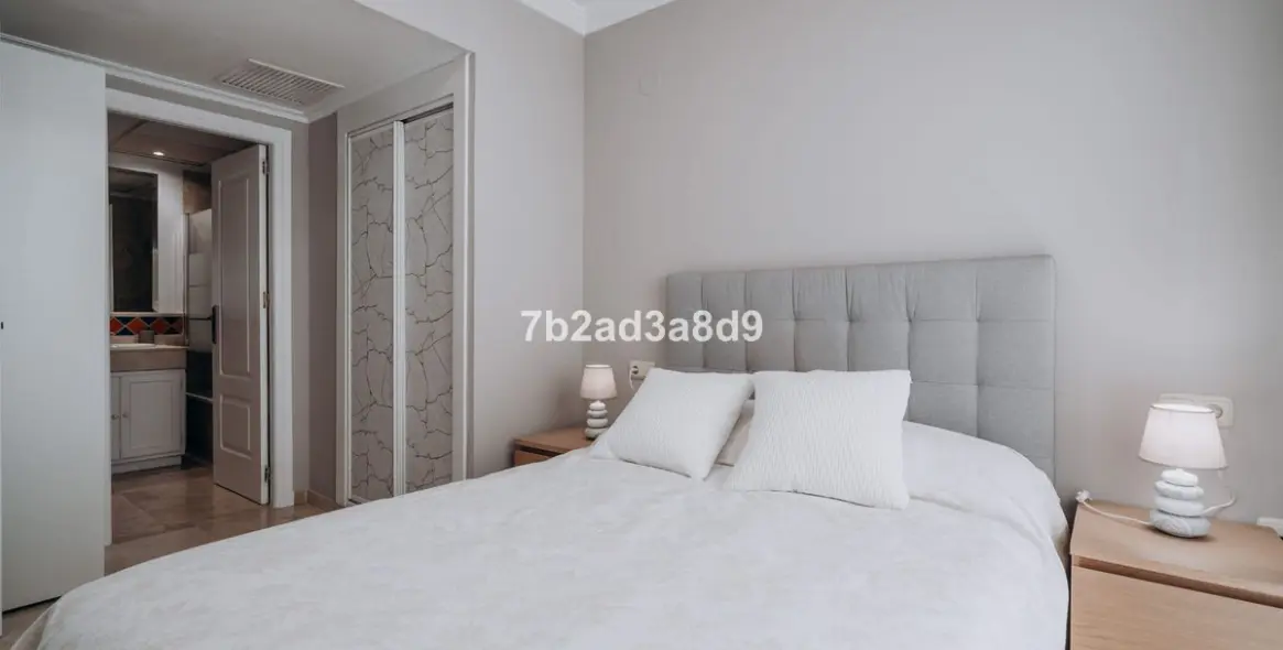 Long-term rent of middle floor apartment in Marbella 19